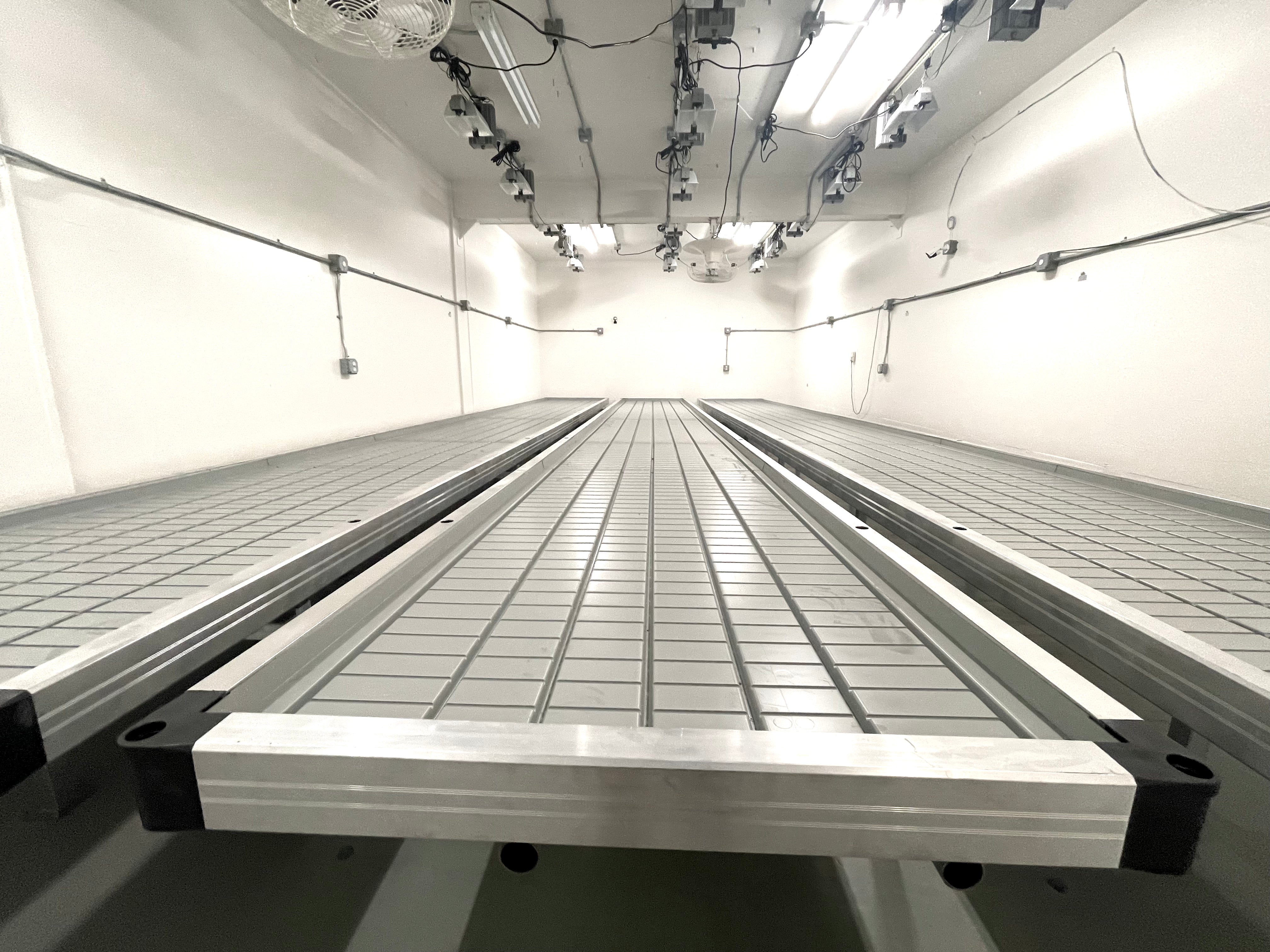 Hortitech 5' Wide Rolling Bench - No Trellis - 1'-1.5' Adjustable Height