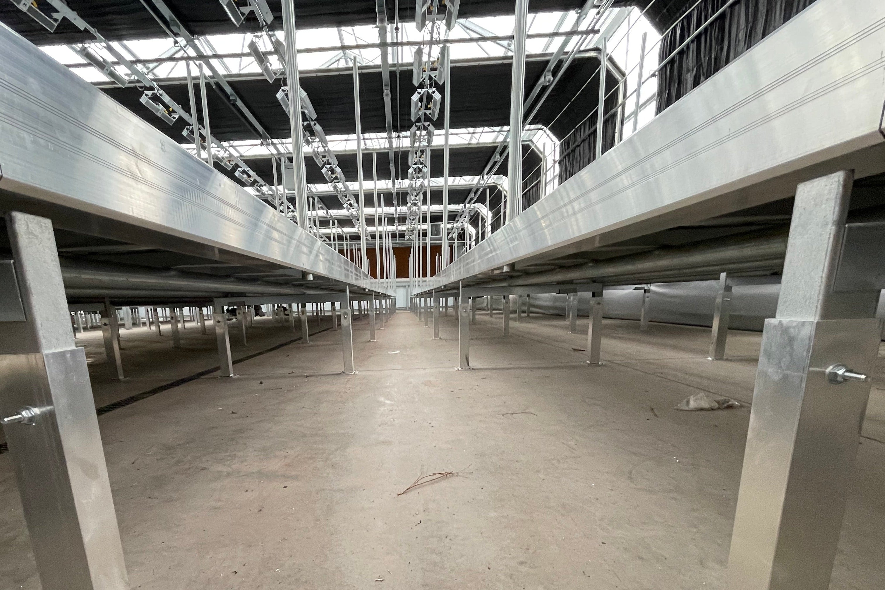 rolling-benches-hortitech-toughest on the market